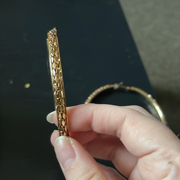 Gold hoops - Picture 2 of 2